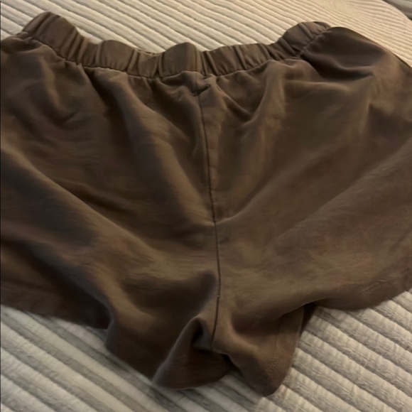Garage Brown Athletic Shorts Elastic Waist - Picture 4 of 5